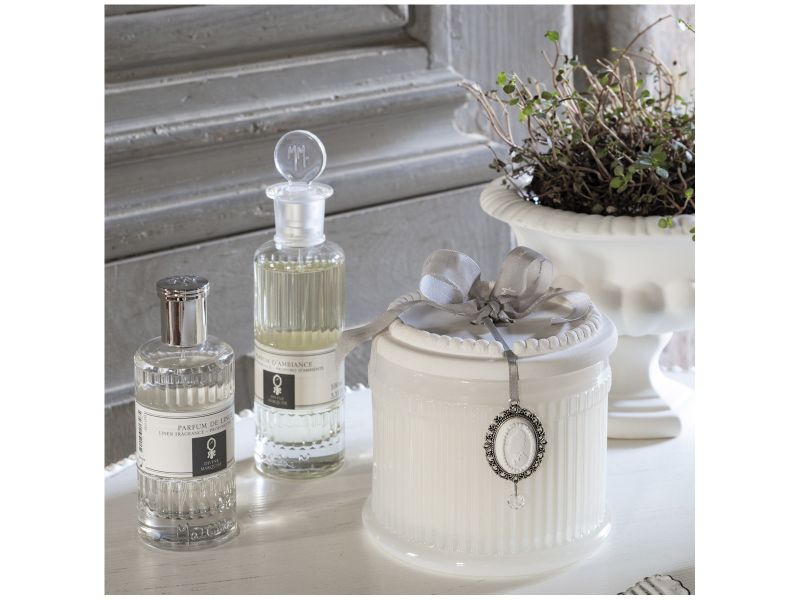 Mathilde M. Scented Candle Elégante 140G