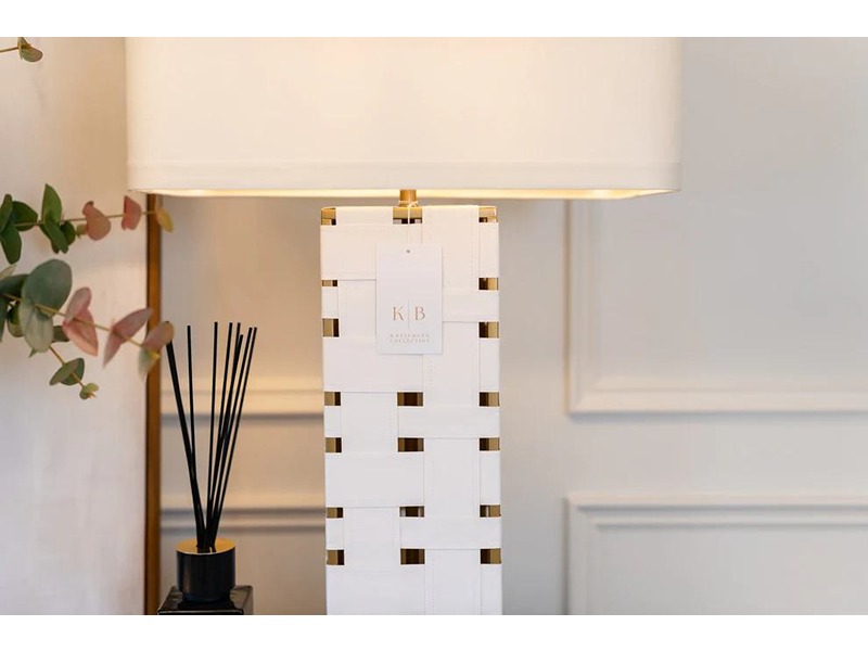 Katie Bleu Sia Table Lamp