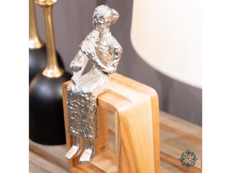 Sitting Musician Flute Silver