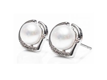 Newgrange Living Silver Mother Of Pearl Earrings