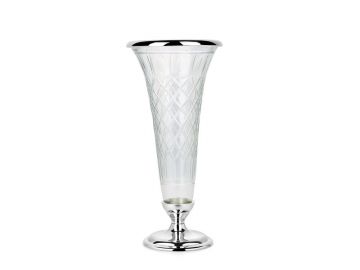 Newbridge Medium Cut Glass Vase