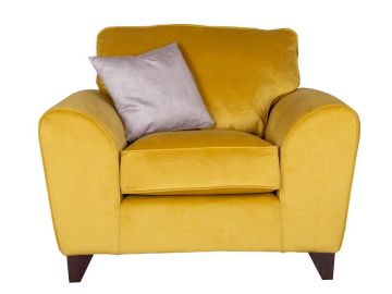 robyn_-_armchair_-_front.jpg